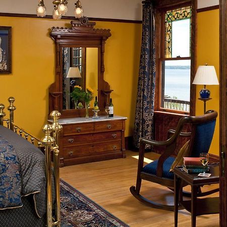 Old Rittenhouse Inn 베이필드 외부 사진
