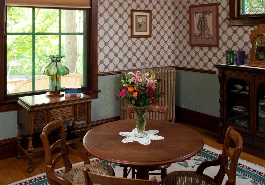 Old Rittenhouse Inn 베이필드 객실 사진