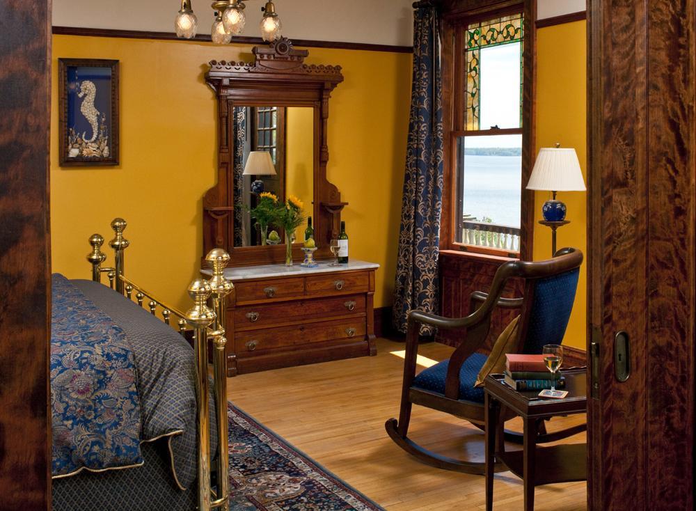 Old Rittenhouse Inn 베이필드 외부 사진