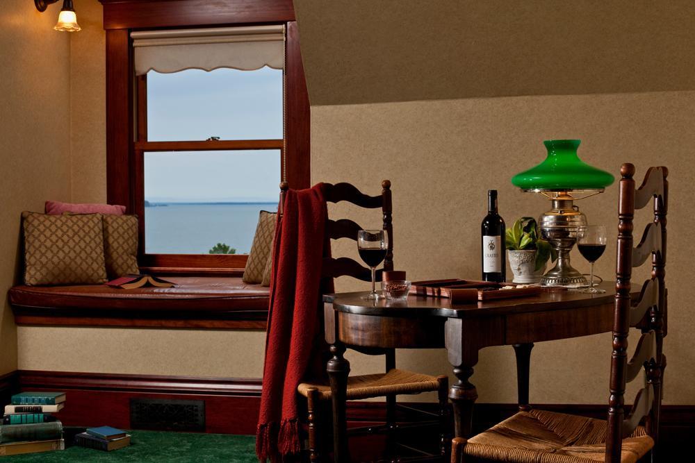 Old Rittenhouse Inn 베이필드 외부 사진